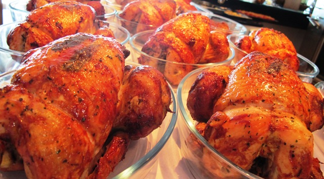 Frango assado da rotisseria Felice e Maria, de Massimo Ferrari - SP